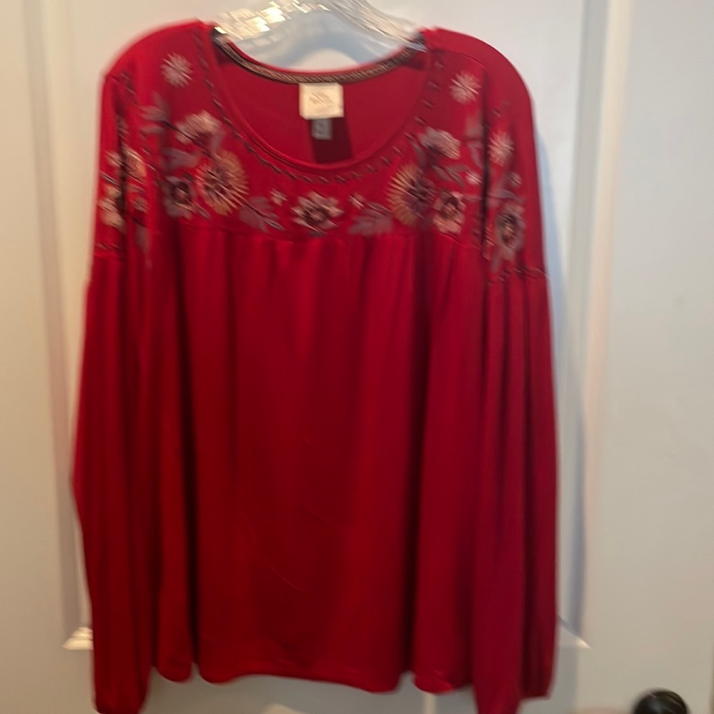 Long sleeve embroidered knit top